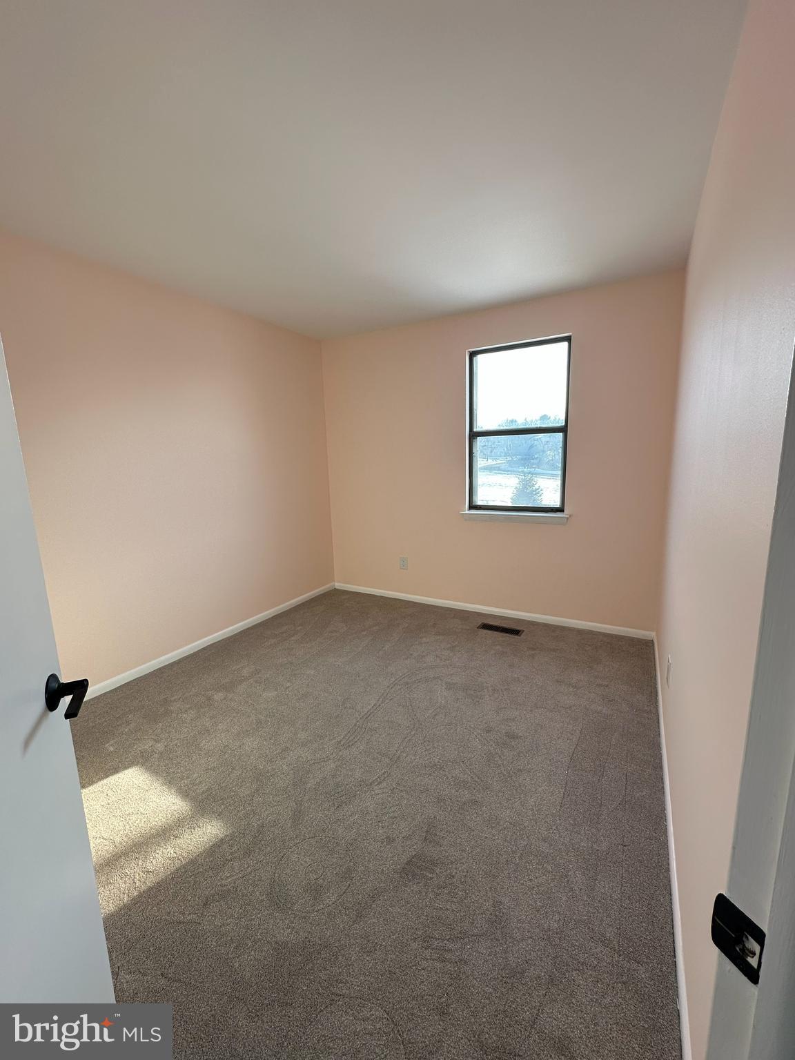 904 Andover Place Warminster, PA 18974 - Photo 22 of 28