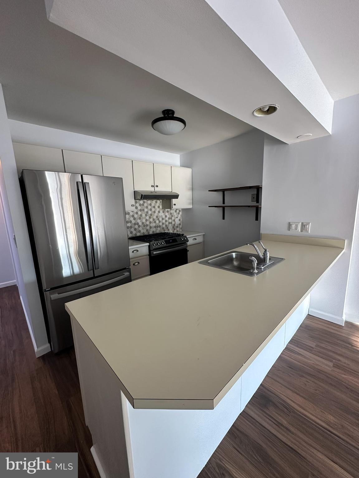 904 Andover Place Warminster, PA 18974 - Photo 8 of 28