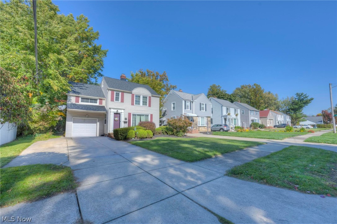 4157 Delroy Road Cleveland, OH 44121 - Photo 2 of 34