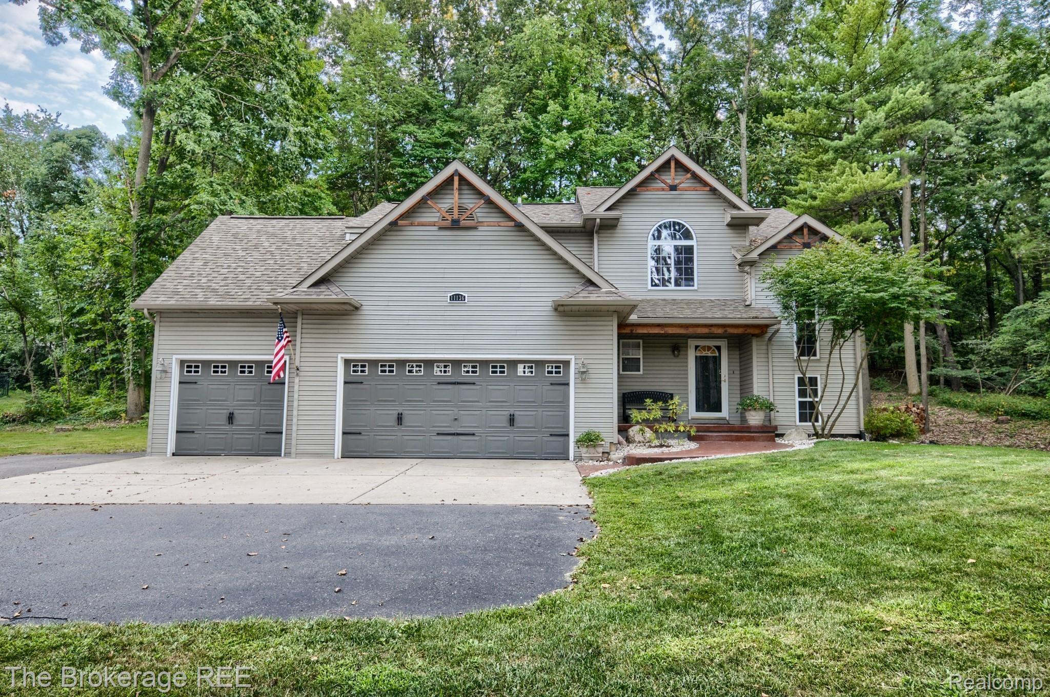 11136 Whispering Ridge Trail Fenton, MI 48430 - Photo 1 of 38 SD3_2732-HDR(5).jpg