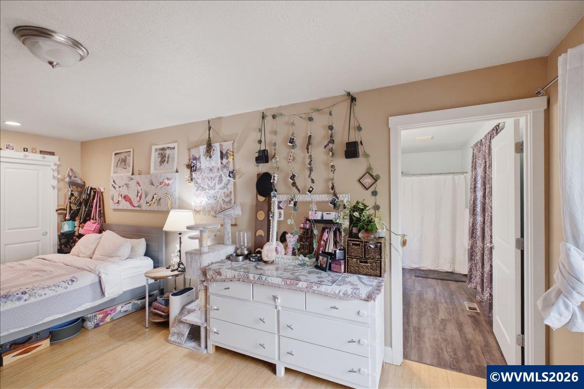 2448 Northwest Violet Avenue Albany, OR 97321 - Photo 15 of 46