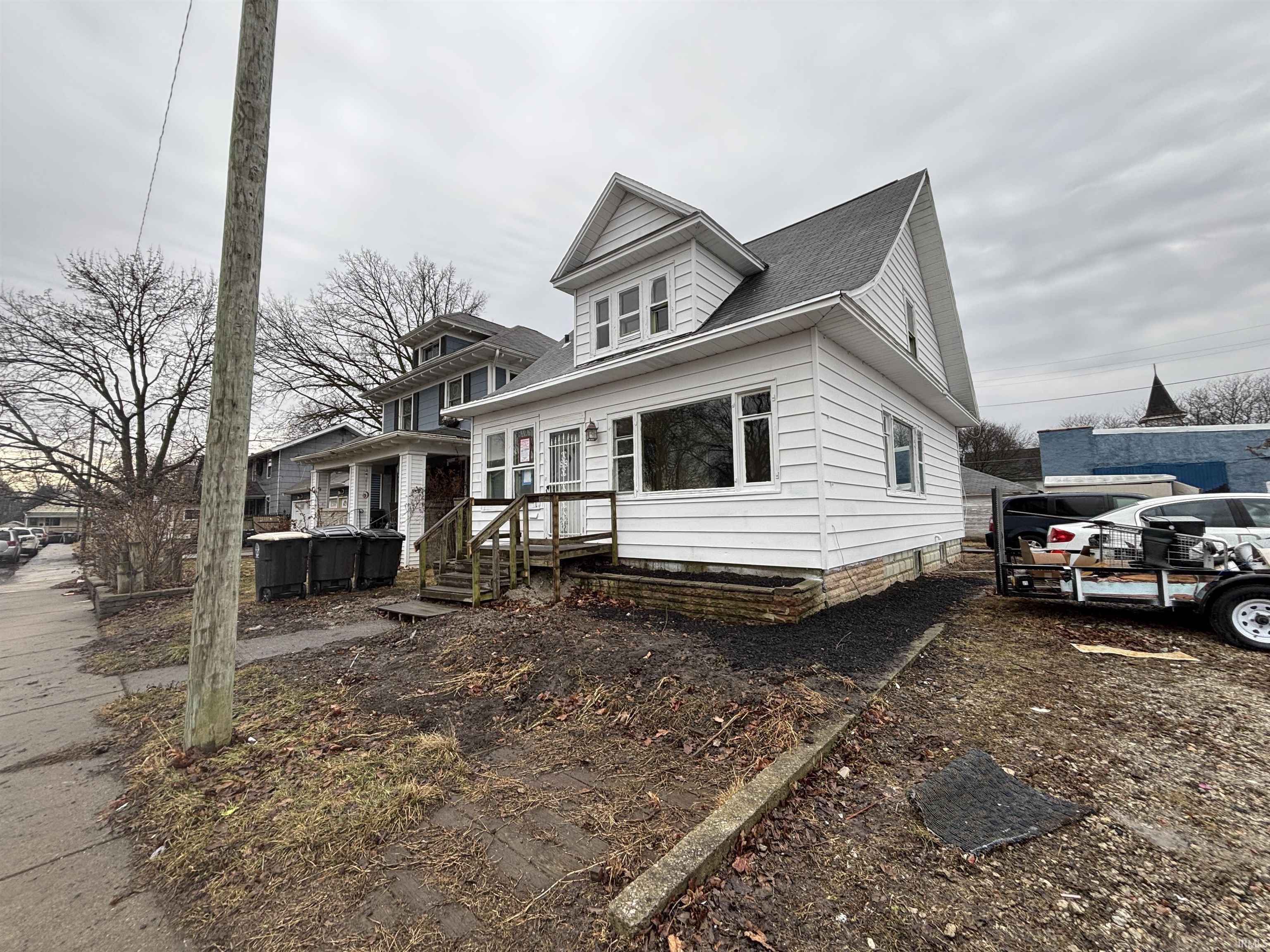 2008 Electric Avenue Fort Wayne, IN 46802 - Photo 2 of 8