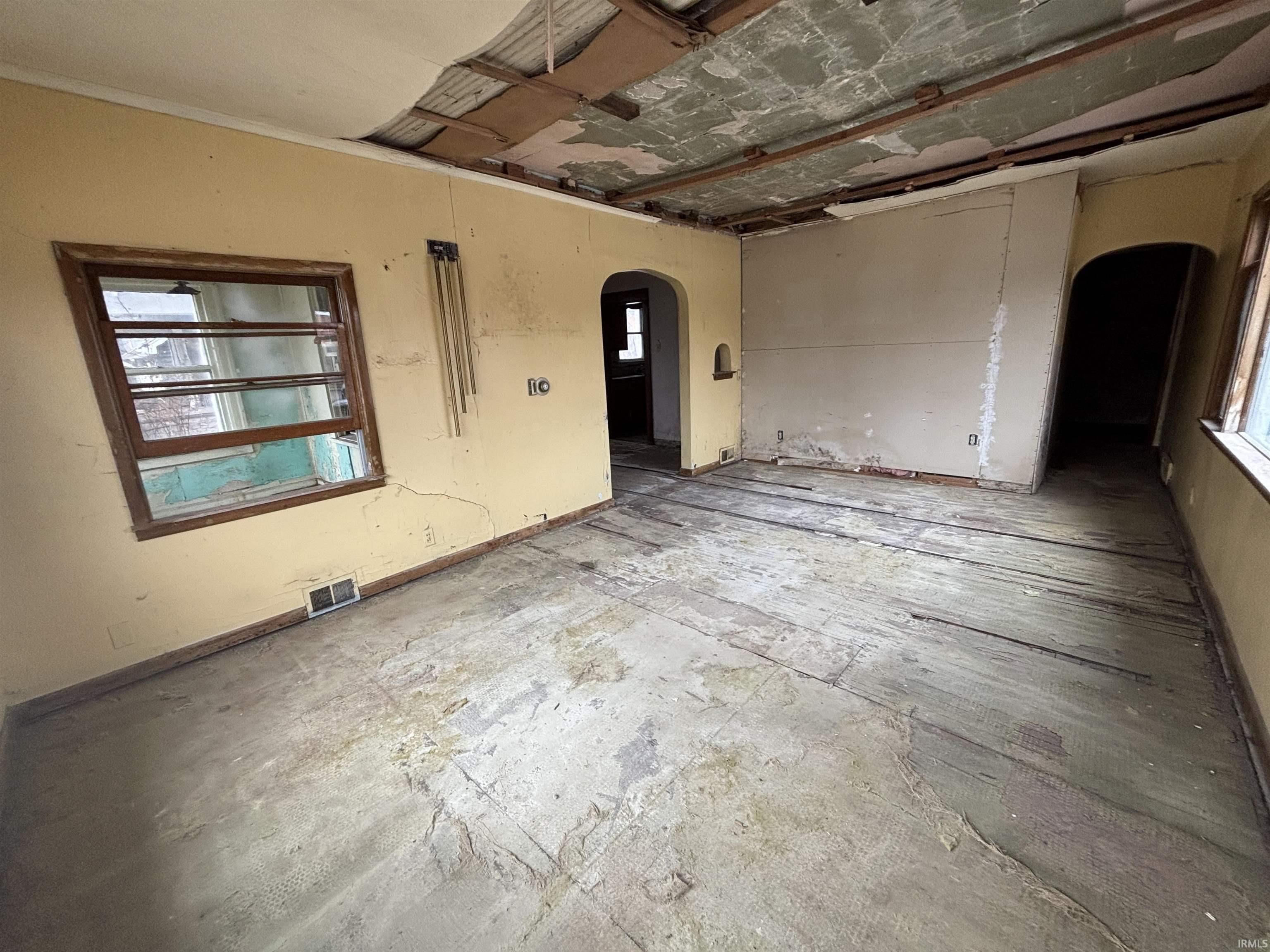 2008 Electric Avenue Fort Wayne, IN 46802 - Photo 5 of 8