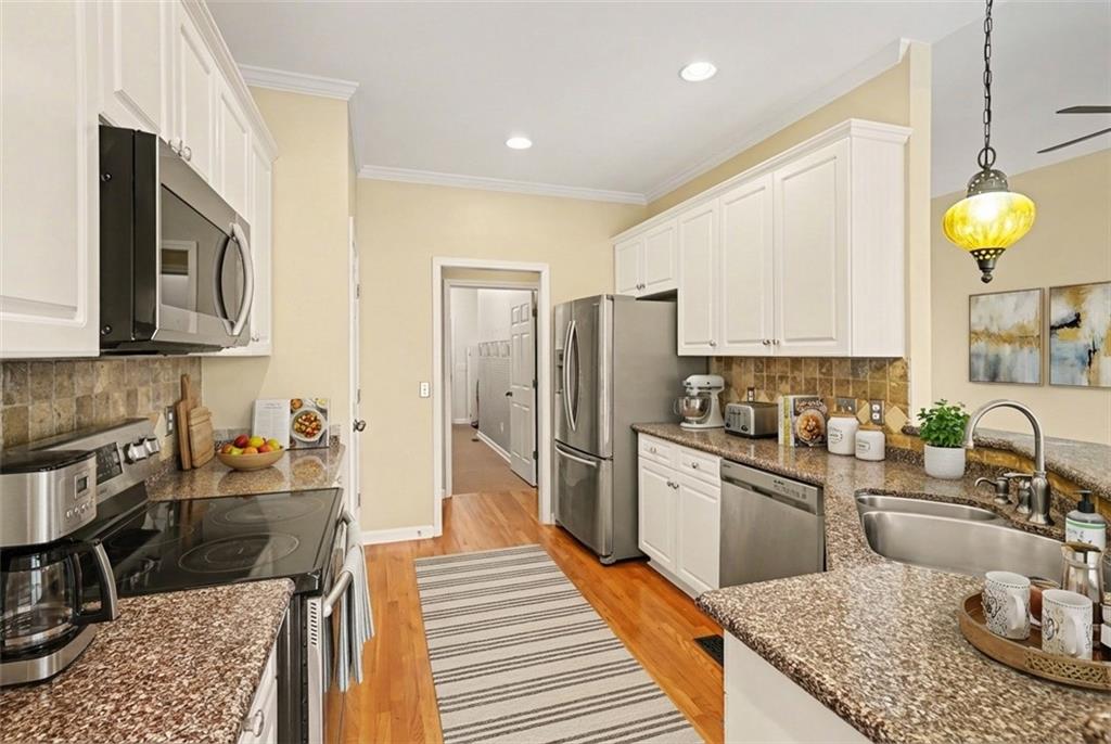 522 Chestnut Walk Canton, GA 30114 - Photo 12 of 43