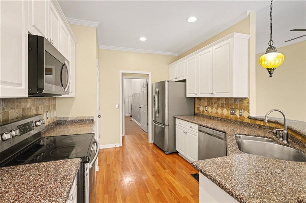 522 Chestnut Walk Canton, GA 30114 - Photo 13 of 43