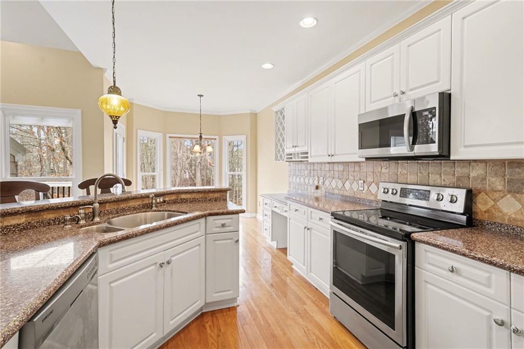 522 Chestnut Walk Canton, GA 30114 - Photo 14 of 43