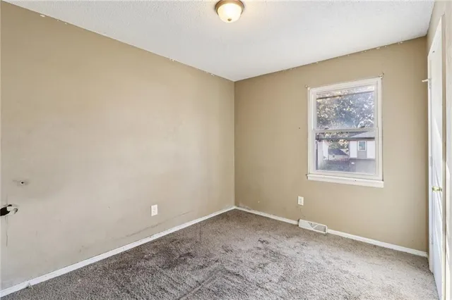 $180,000 | 20408 East 15 Terrace North, Independence, MO 64056