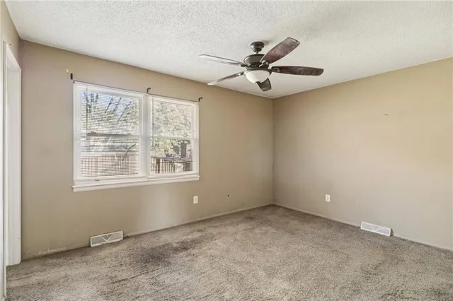 $180,000 | 20408 East 15 Terrace North, Independence, MO 64056