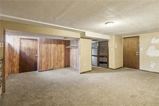 $180,000 | 20408 East 15 Terrace North, Independence, MO 64056