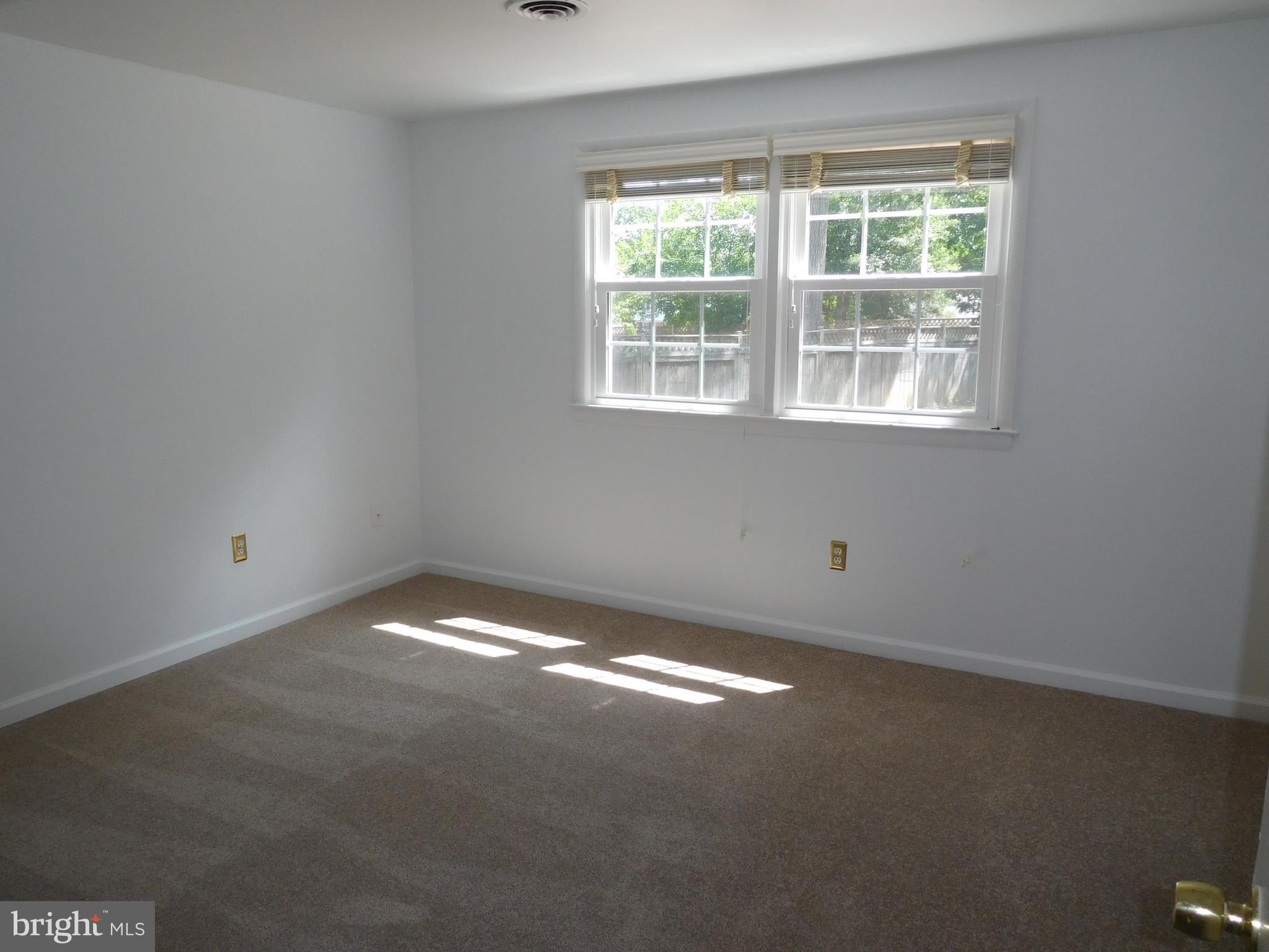 6211 Wayles Street Springfield, VA 22150 - Photo 22 of 30 Bedroom