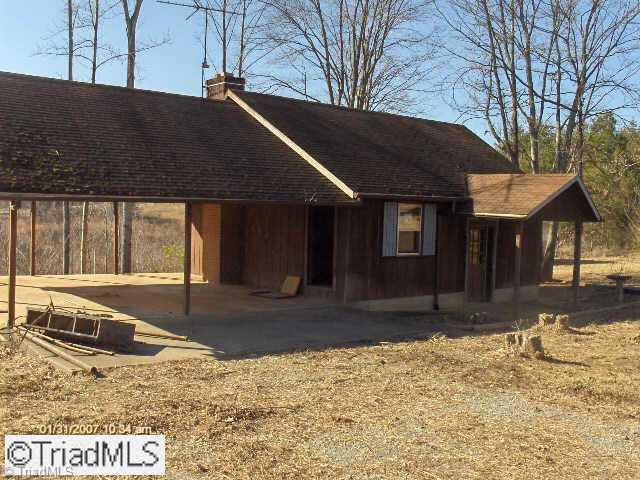 1040 Virginia Farm Road King, NC 27021 - Photo 1 of 3 Exterior Front.