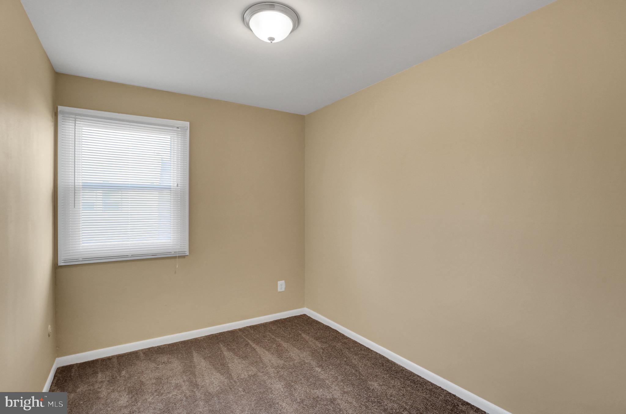 1305 Walnut Ridge Drive Pottstown, PA 19464 - Photo 33 of 39 Gallery Image 33