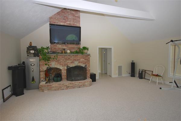 42 East Hill Road East Rutland, MA 01543 - Photo 7 of 27