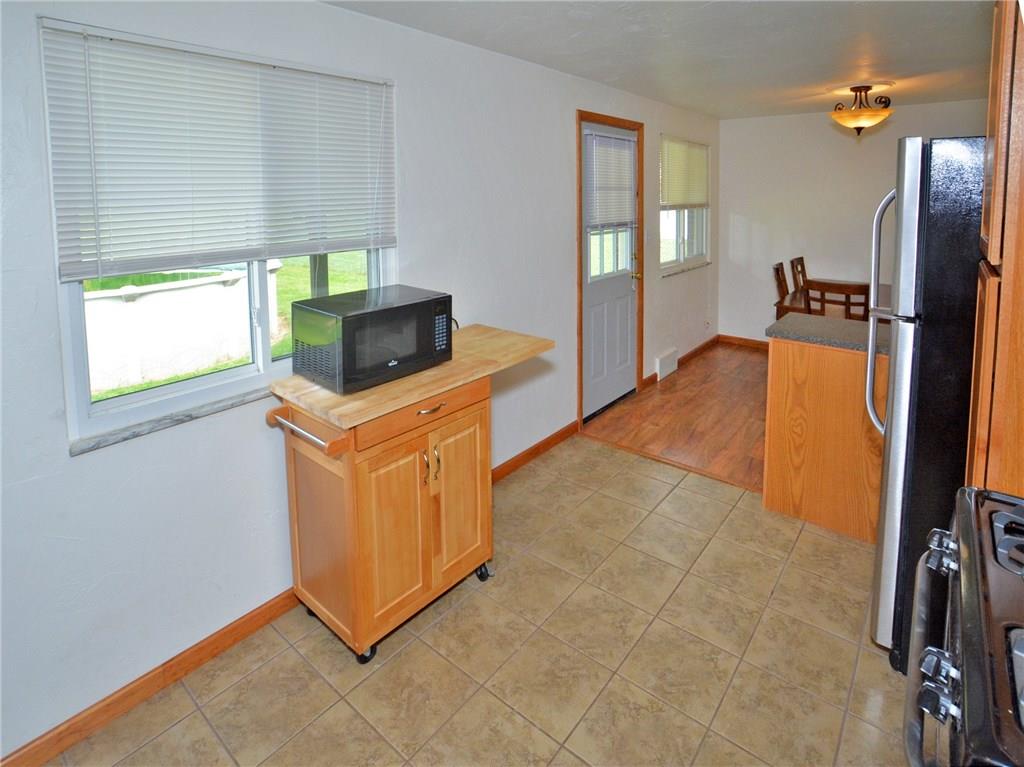 526 Colonial Manor Road North Huntingdon, PA 15642 - Photo 4 of 22 Gallery Image 4