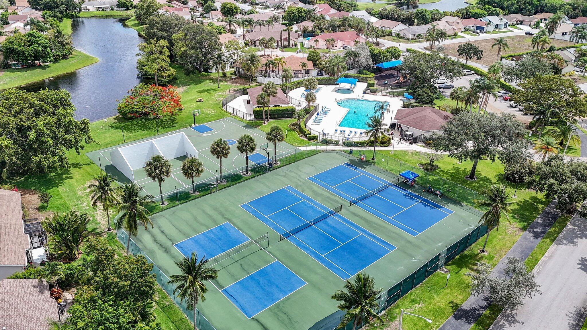 9528 Palisades Park Road Boca Raton, FL 33428 - Photo 41 of 45 9528 Palisades Park - 64.jpg-SMALL