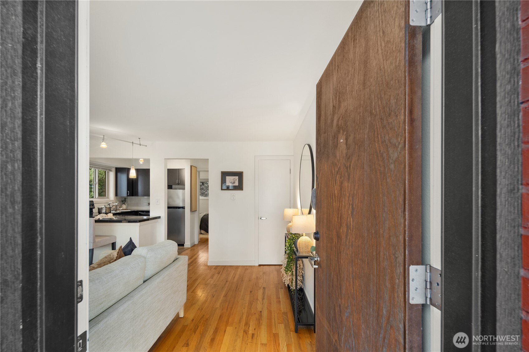 7106 California Avenue Southwest, Unit 101 Seattle, WA 98136 - Photo 2 of 17