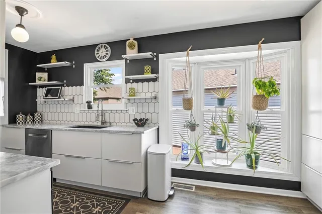 $345,000 | 8307 North Chatham Avenue, Kansas City, MO 64151