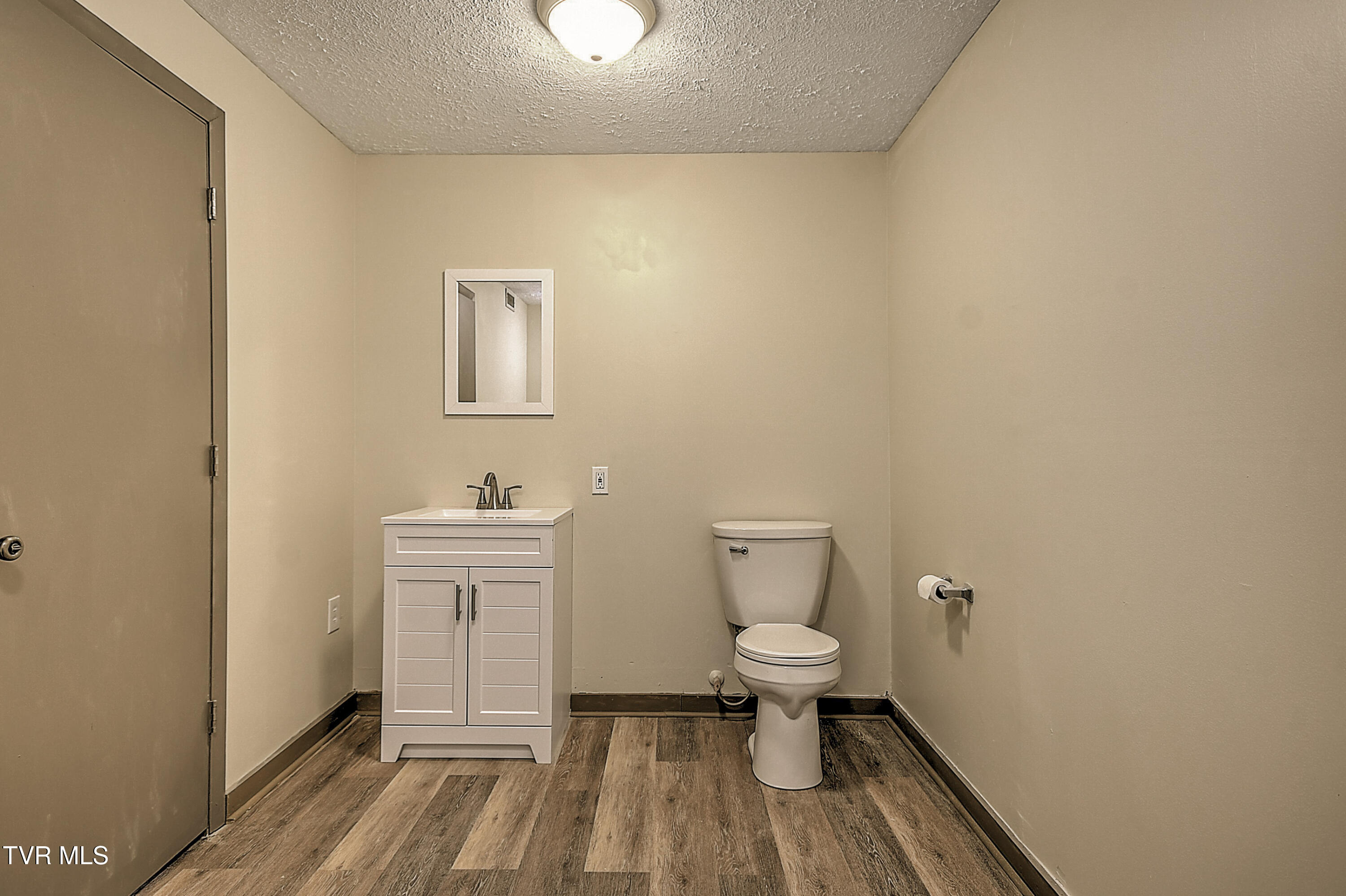 148 Whitehills Road Kingsport, TN 37660 - Photo 40 of 58 148 Whitehills ES-37
