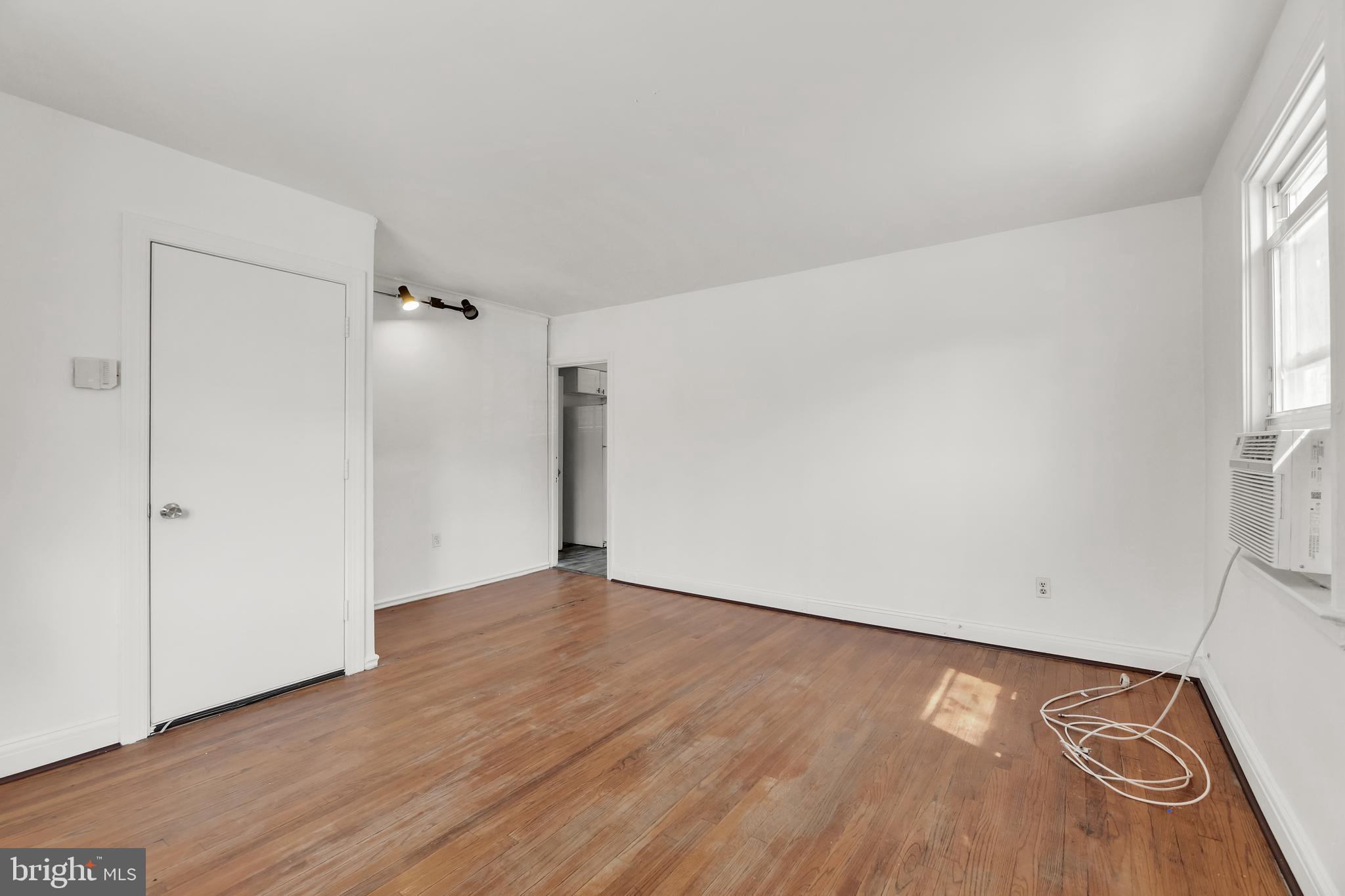 3801 Kimble Road Baltimore, MD 21218 - Photo 4 of 26