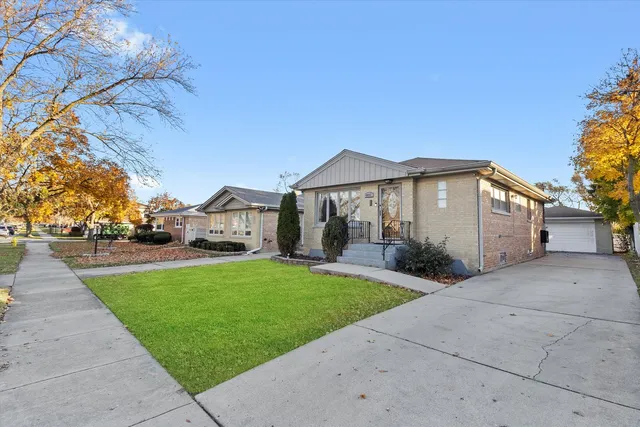 $560,000 | 8653 North Merrill Street, Niles, IL 60714