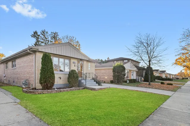 $560,000 | 8653 North Merrill Street, Niles, IL 60714