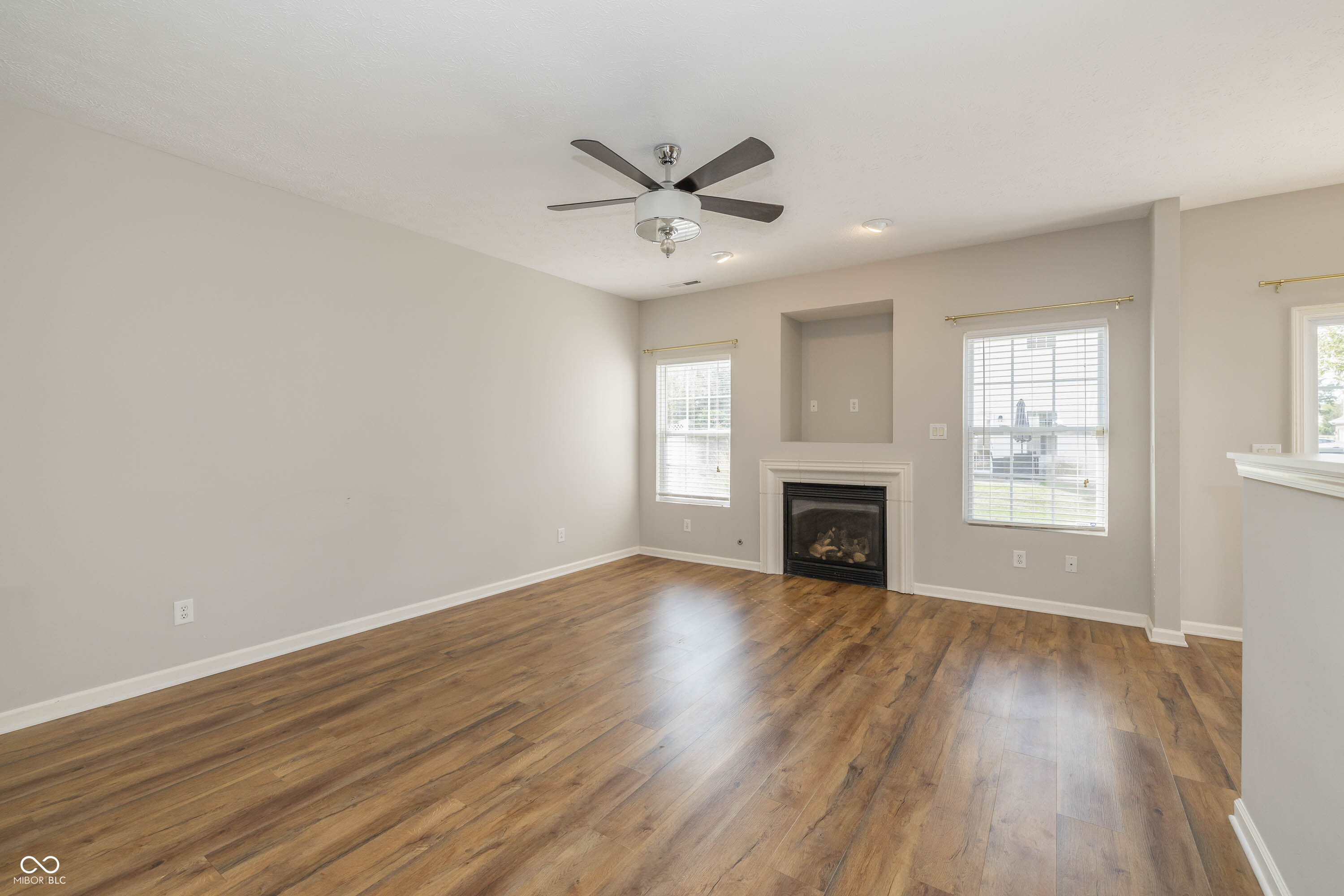 9761 Rolling Plain Drive Noblesville, IN 46060 - Photo 3 of 24