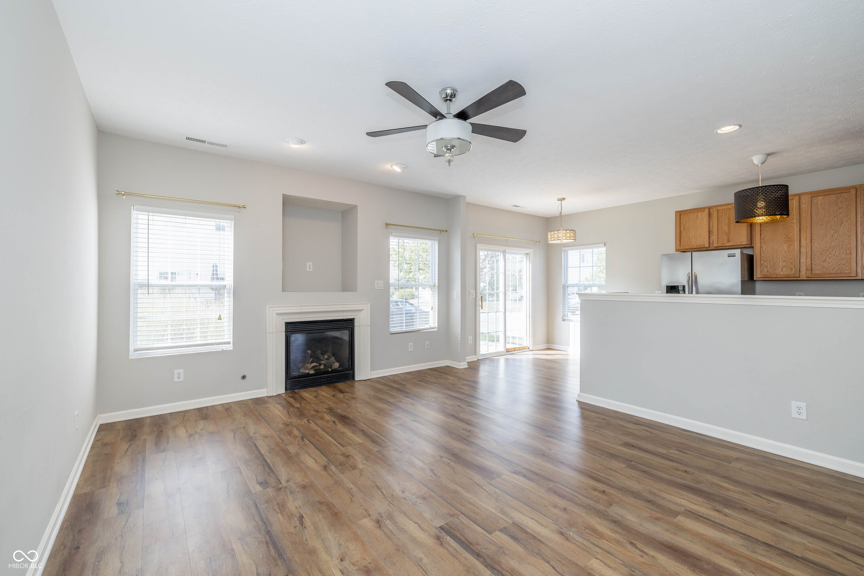 9761 Rolling Plain Drive Noblesville, IN 46060 - Photo 4 of 24