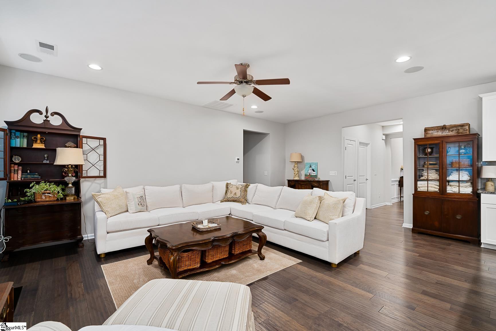 60 Hemingway Lane Simpsonville, SC 29681 - Photo 13 of 36 Gallery Image 13