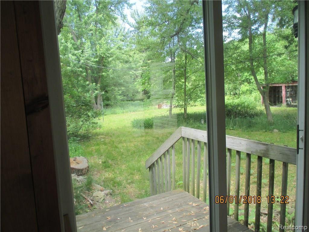 4949 Millis Road North Branch, MI 48461 - Photo 11 of 24 IMG_3183.JPG