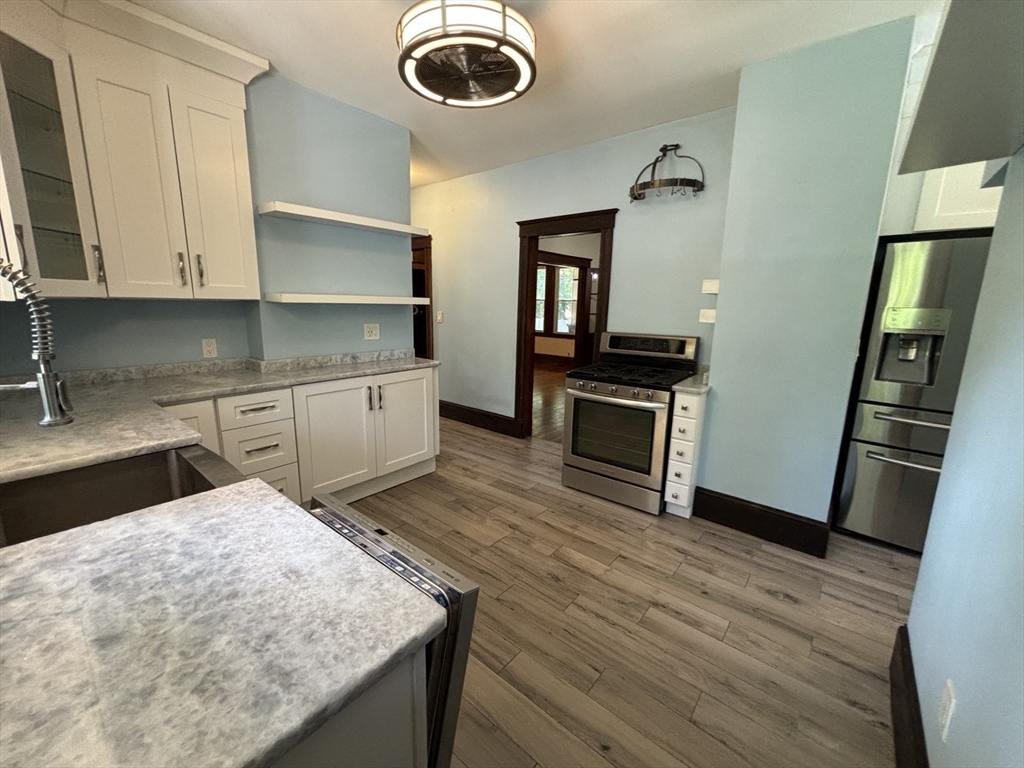 216 Landham Road Sudbury, MA 01776 - Photo 9 of 27