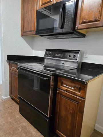 a close view of sink