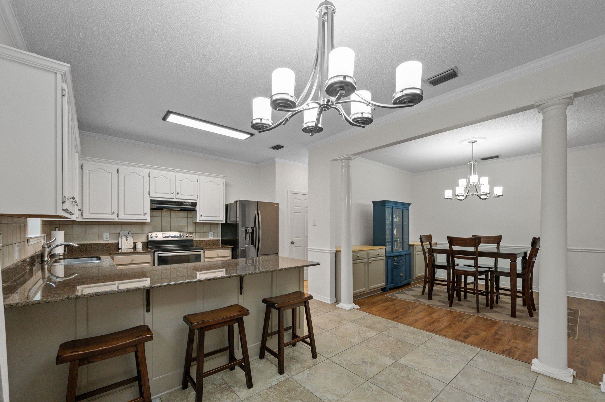 132 Hope Drive Daphne, AL 36526 - Photo 14 of 44 Kitchen