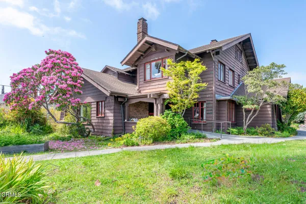 $1,050,000 | 533 East Fir Street, Fort Bragg, CA 95437