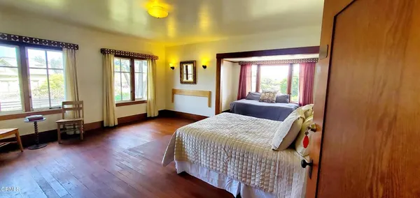 $1,050,000 | 533 East Fir Street, Fort Bragg, CA 95437