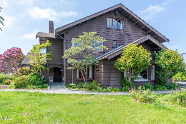 $1,050,000 | 533 East Fir Street, Fort Bragg, CA 95437