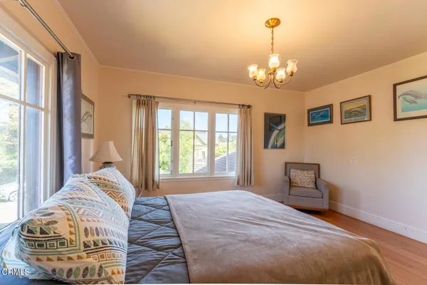 $1,050,000 | 533 East Fir Street, Fort Bragg, CA 95437