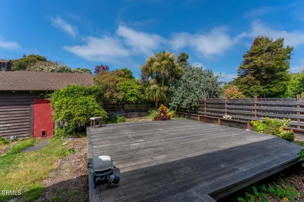 $1,050,000 | 533 East Fir Street, Fort Bragg, CA 95437