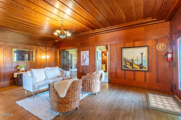 $1,050,000 | 533 East Fir Street, Fort Bragg, CA 95437