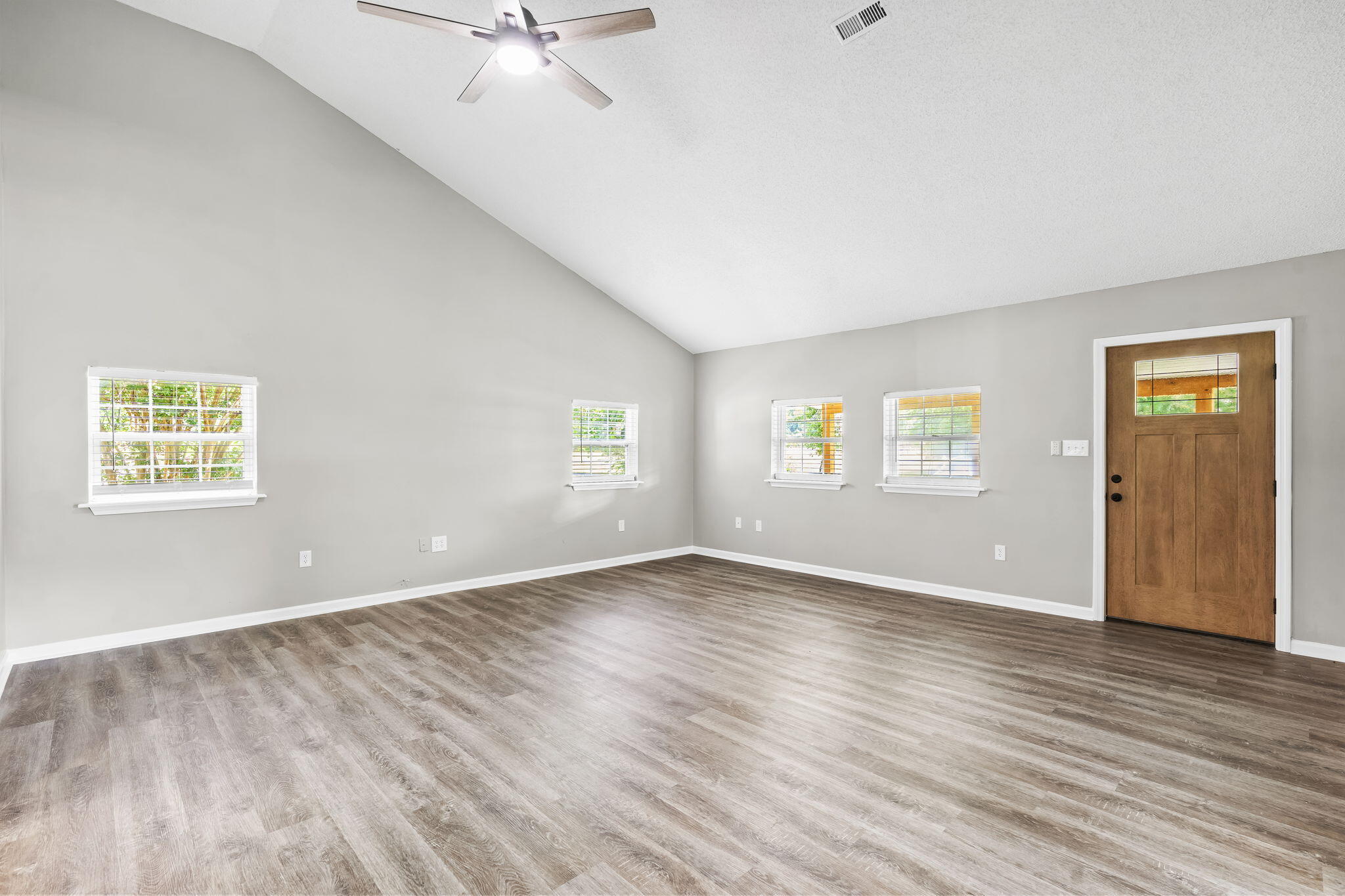 171 Shut In Gap Road Spring City, TN 37381 - Photo 3 of 9 2