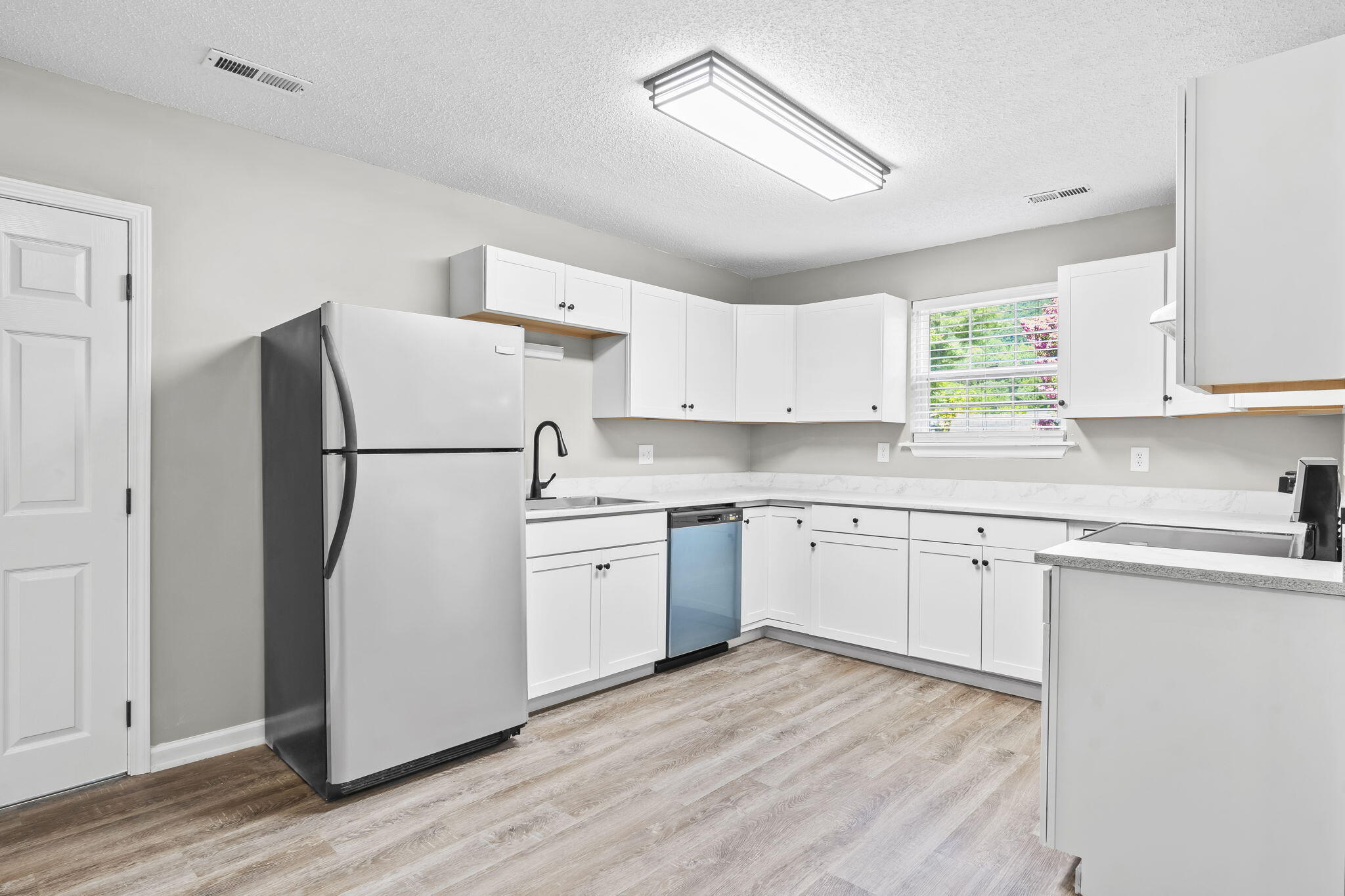171 Shut In Gap Road Spring City, TN 37381 - Photo 5 of 9 4