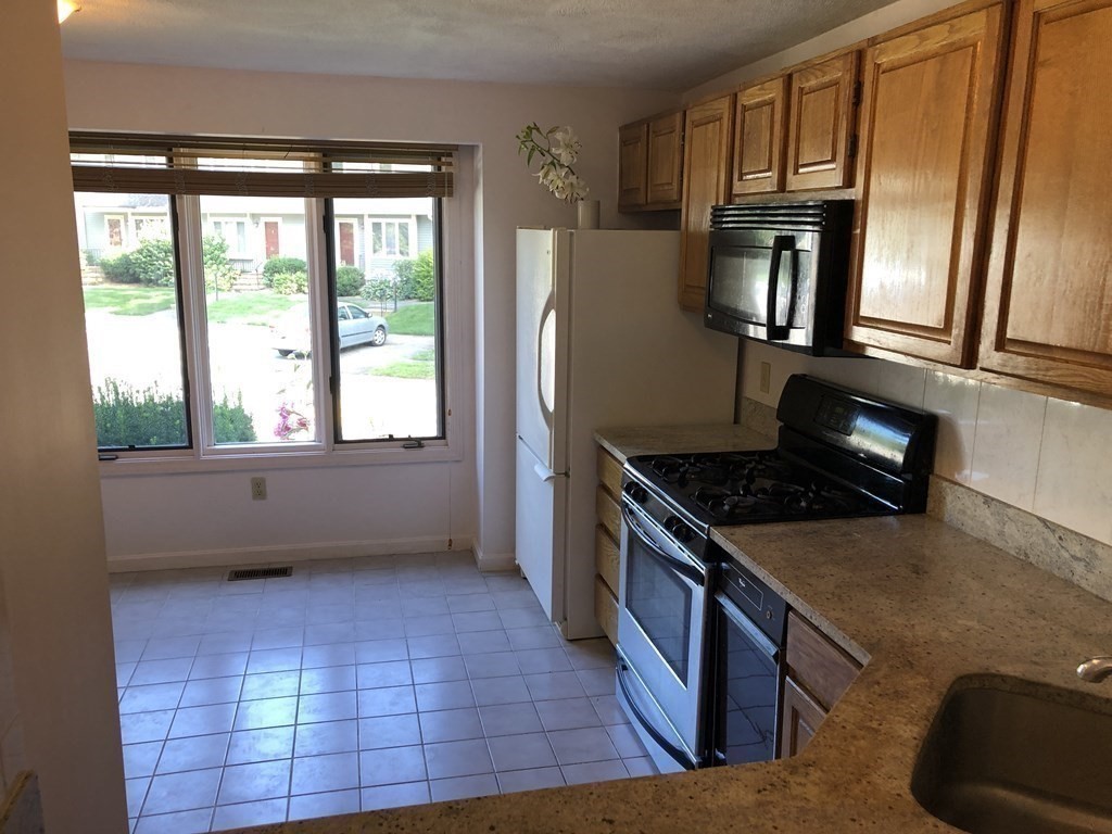 10 Deer Path, Unit 1 Maynard, MA 01754 - Photo 5 of 28 Gallery Image 5