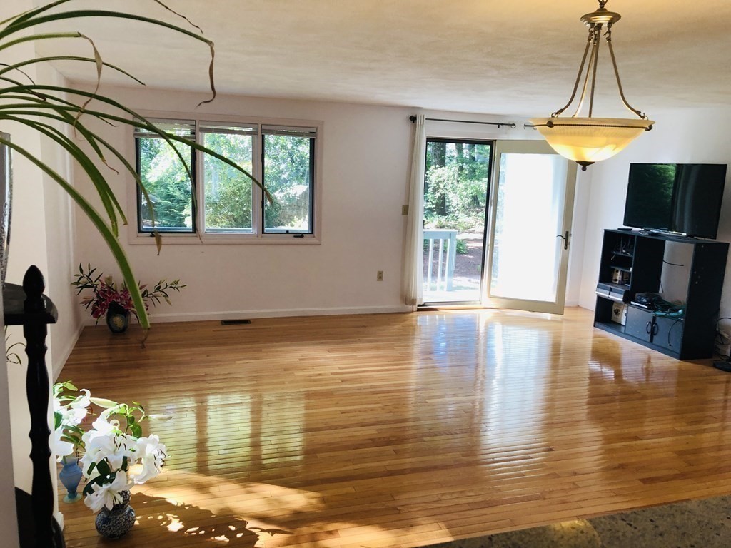 10 Deer Path, Unit 1 Maynard, MA 01754 - Photo 8 of 28 Gallery Image 8