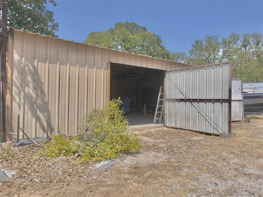 1134 Ladybird Lane Azle, TX 76020 - Photo 21 of 25