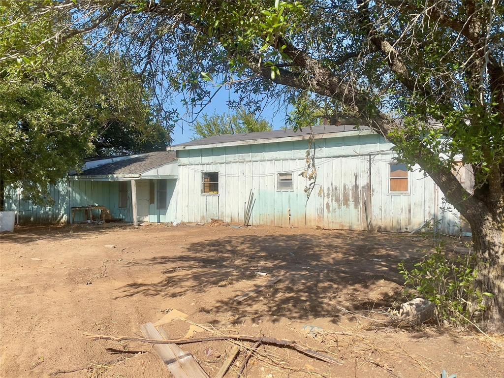 1134 Ladybird Lane Azle, TX 76020 - Photo 4 of 25