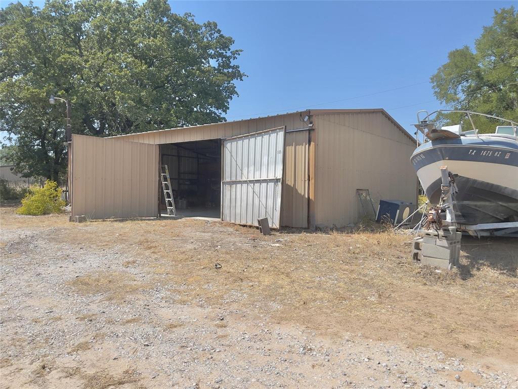 1134 Ladybird Lane Azle, TX 76020 - Photo 5 of 25