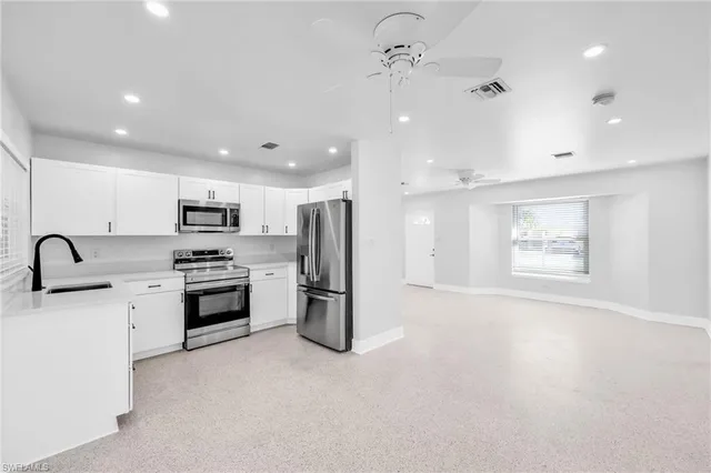 $419,000 | 2822 Bruce Street, Matlacha, FL 33993