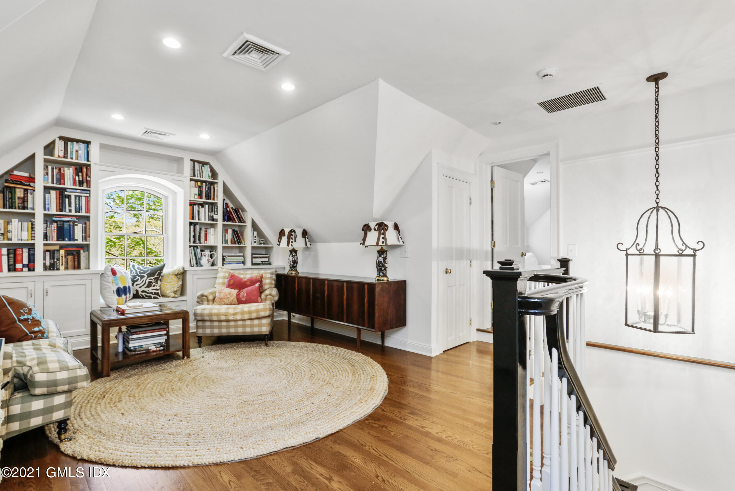 28 Wooddale Road Greenwich, CT 06830 - Photo 14 of 23 28 Wooddale Rd Greenwich CT-print-008-00