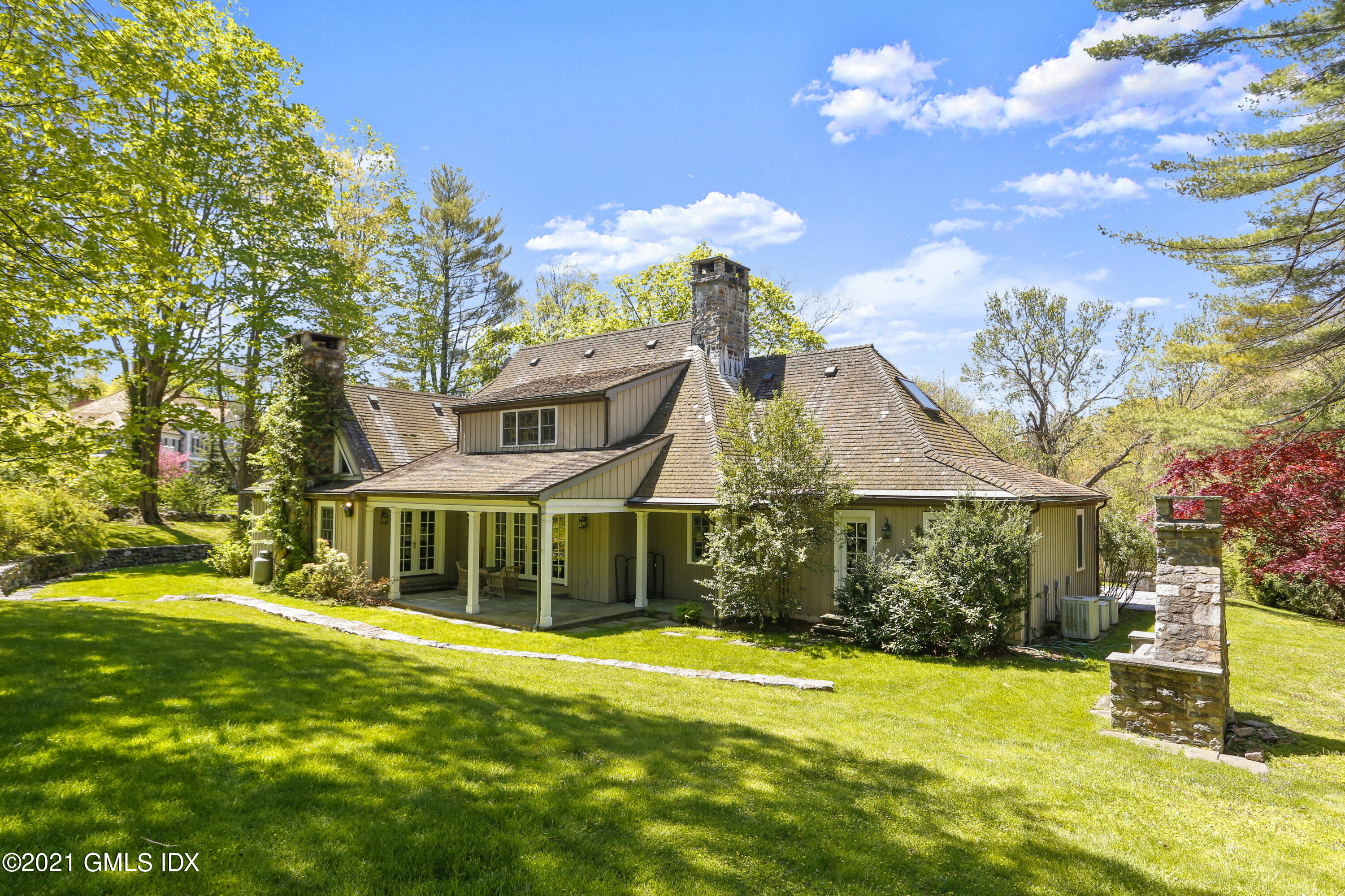 28 Wooddale Road Greenwich, CT 06830 - Photo 17 of 23 28 Wooddale Rd Greenwich CT-print-046-04