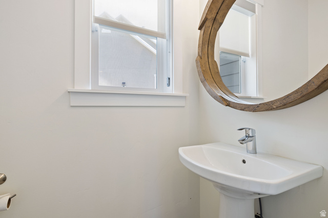601 Mountain View Road, Unit 337 Lehi, UT 84048 - Photo 16 of 61 Bathroom