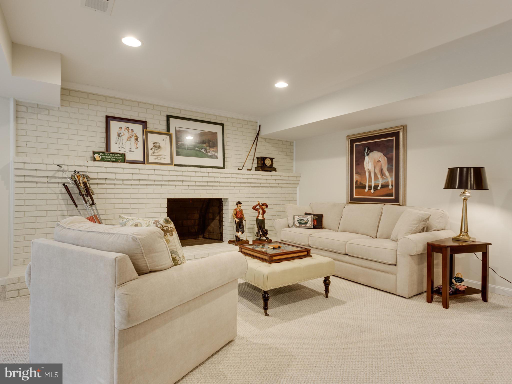 11727 Chapel Road Clifton, VA 20124 - Photo 25 of 30 Basement has lots of room for entertaining...